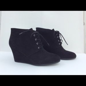 Lexi Women’s Black Bootie NWT